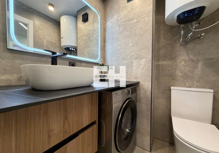 Segunda mano - Apartamento  - Torrevieja - Punta Prima