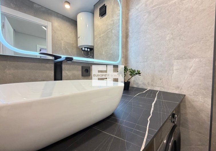 Segunda mano - Apartamento  - Torrevieja - Punta Prima