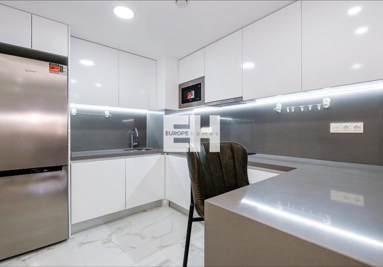 Segunda mano - Apartamento  - Torrevieja - Playa del Cura
