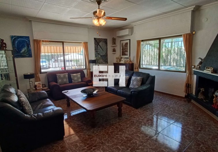Segunda mano - villa - Crevillent - Inland