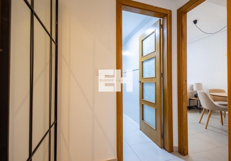 Segunda mano - Apartamento  - Torrevieja - Las Calas