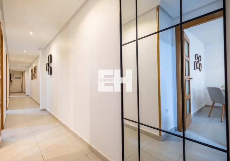 Segunda mano - Apartamento  - Torrevieja - Las Calas