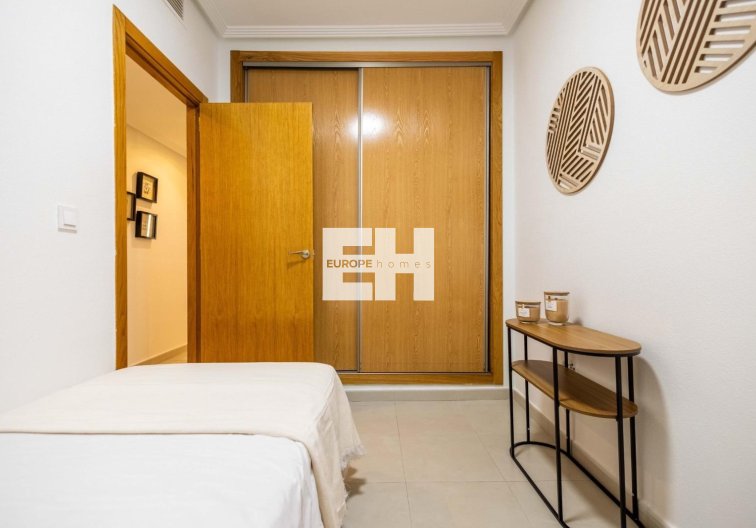 Segunda mano - Apartamento  - Torrevieja - Las Calas