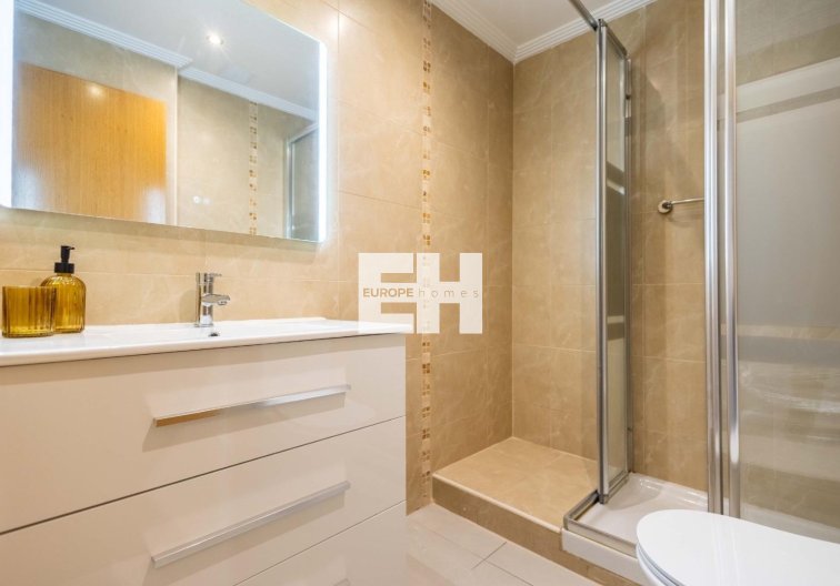 Segunda mano - Apartamento  - Torrevieja - Las Calas
