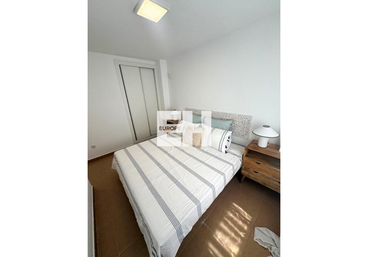 Segunda mano - Apartamento  - Torrevieja - Centro - Muelle Pesquero