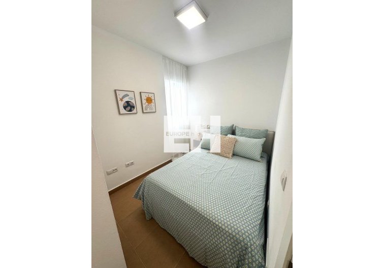 Segunda mano - Apartamento  - Torrevieja - Centro - Muelle Pesquero