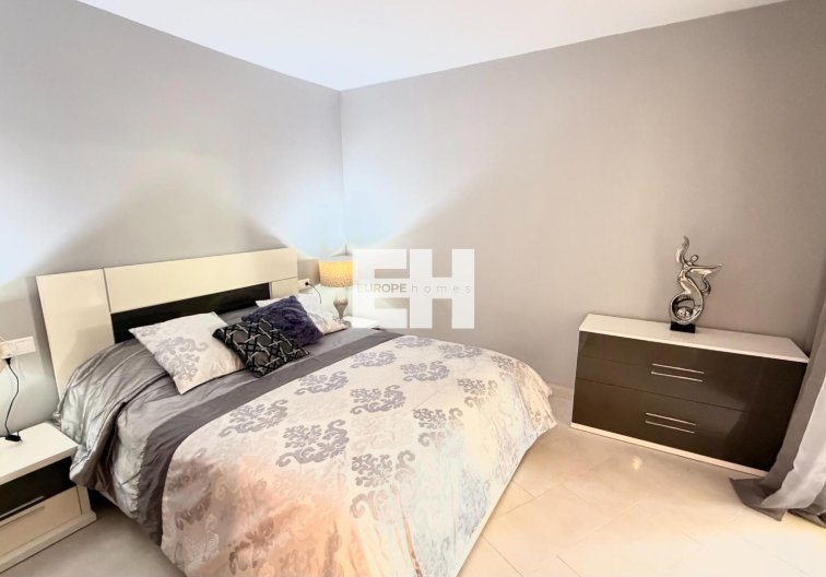 Segunda mano - Apartamento  - Torrevieja - Aldea Del Mar