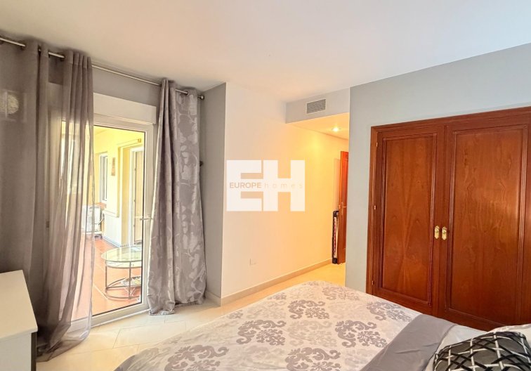 Segunda mano - Apartamento  - Torrevieja - Aldea Del Mar