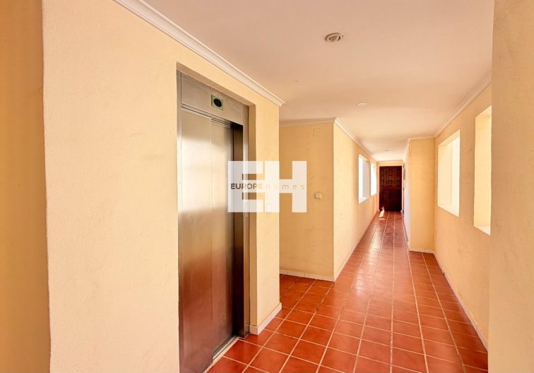 Segunda mano - Apartamento  - Torrevieja - Aldea Del Mar