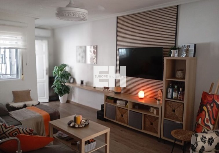 Segunda mano - Apartamento  - Vistabella Golf Entre Naranjos - Inland