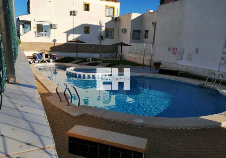 Segunda mano - Apartamento  - Vistabella Golf Entre Naranjos - Inland
