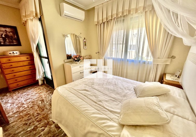 Segunda mano - town house - La Zenia - Costa Blanca
