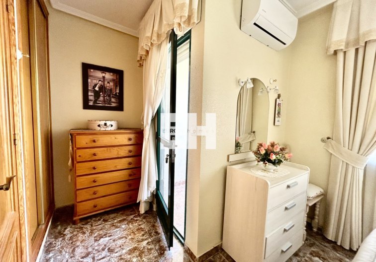 Segunda mano - town house - La Zenia - Costa Blanca