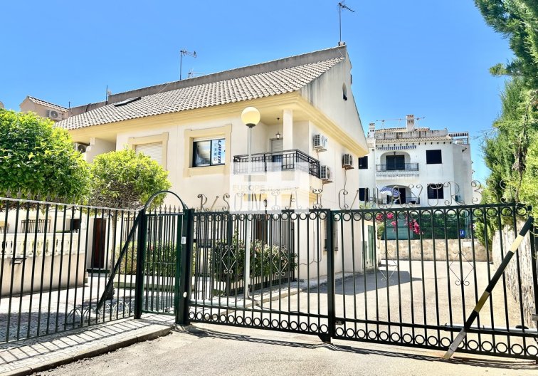 Segunda mano - town house - La Zenia - Costa Blanca