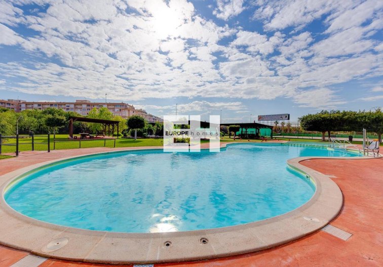 Revente - Bungalow - Torrevieja - Parque De Las Naciones