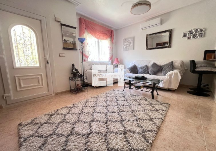 Segunda mano - town house - Villamartin - Costa Blanca