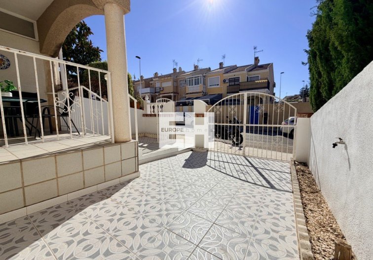 Segunda mano - town house - Torrevieja - Costa Blanca