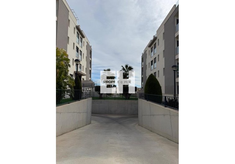 Segunda mano - Apartamento  - Villamartin - Costa Blanca