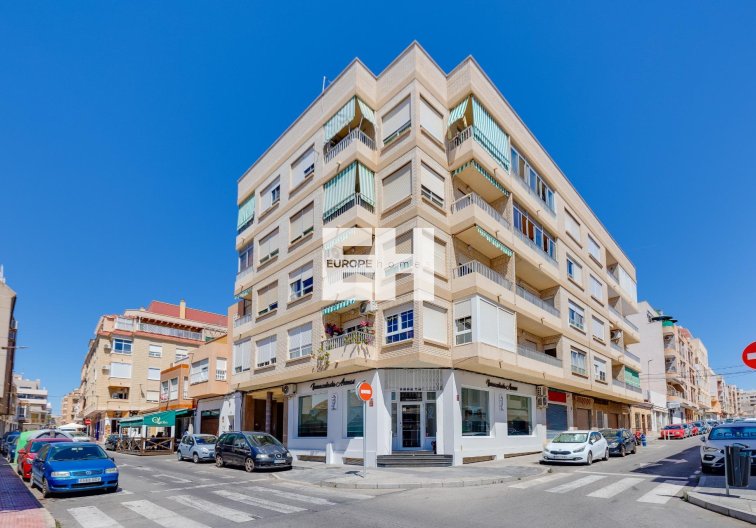 Segunda mano - Apartamento  - Torrevieja - Centro