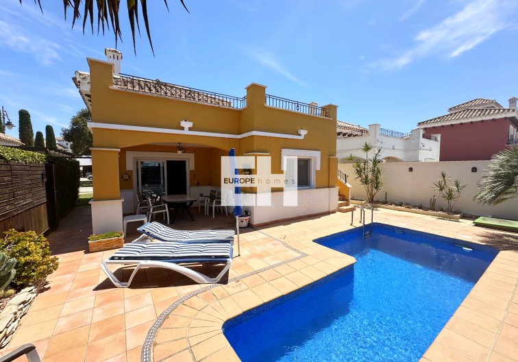 Segunda mano - villa - Mar Menor Golf Resort - Inland