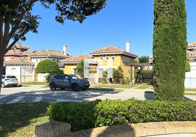 Segunda mano - villa - Mar Menor Golf Resort - Inland