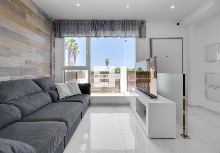 Segunda mano - town house - Torrevieja - Los Balcones 