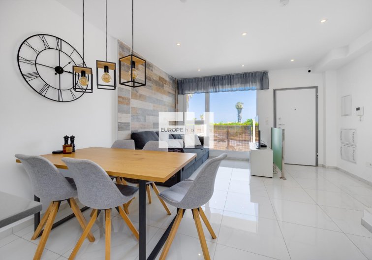 Segunda mano - town house - Torrevieja - Los Balcones 