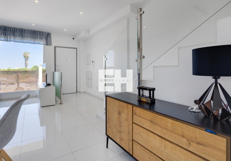 Segunda mano - town house - Torrevieja - Los Balcones 