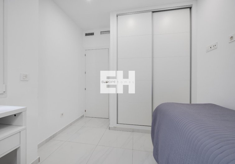Segunda mano - town house - Torrevieja - Los Balcones 