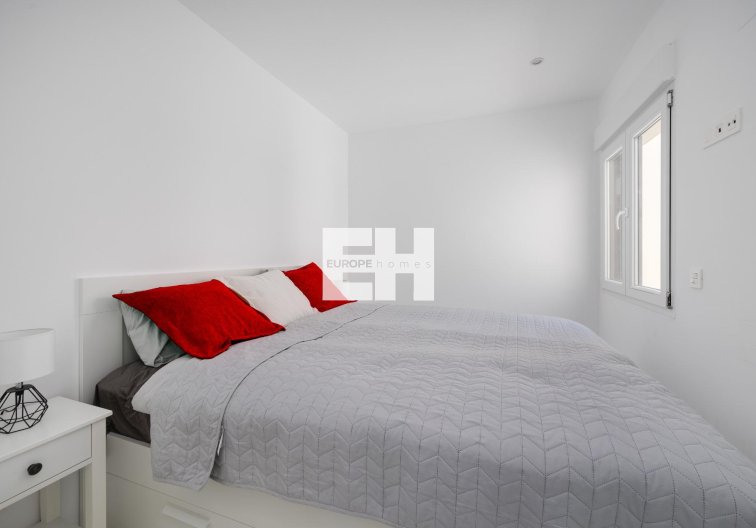 Segunda mano - town house - Torrevieja - Los Balcones 