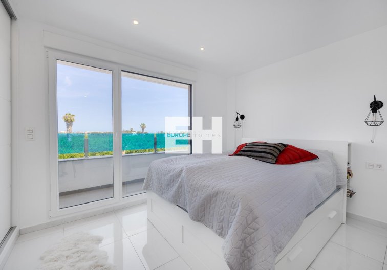 Segunda mano - town house - Torrevieja - Los Balcones 