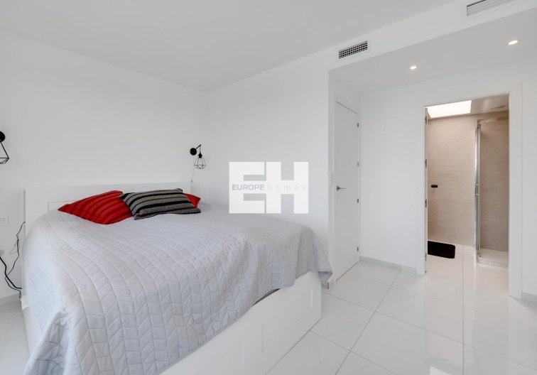 Segunda mano - town house - Torrevieja - Los Balcones 
