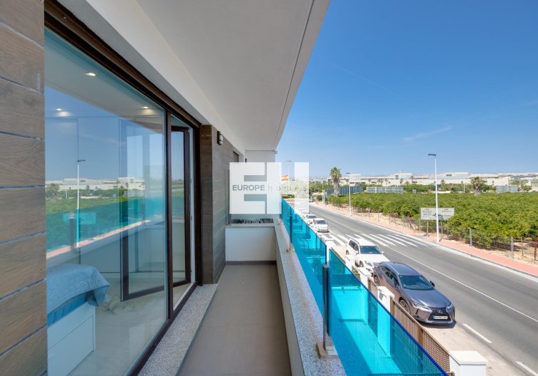 Segunda mano - town house - Torrevieja - Los Balcones 