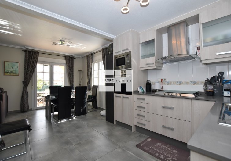 Revente - villa - Orihuela Costa - Costa Blanca