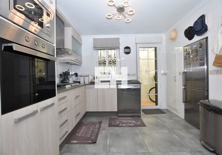Revente - villa - Orihuela Costa - Costa Blanca
