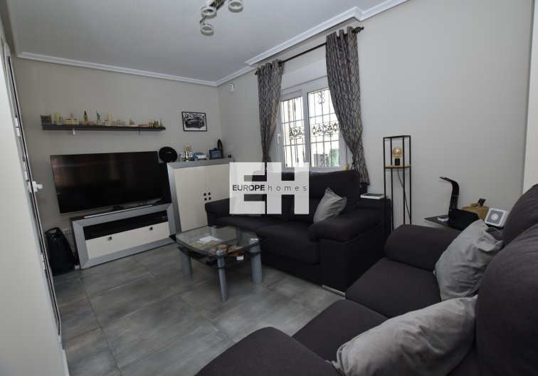 Revente - villa - Orihuela Costa - Costa Blanca