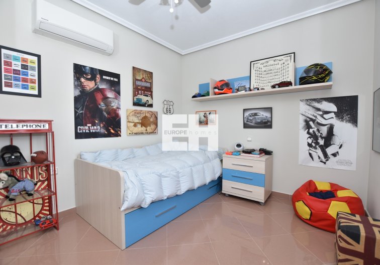 Revente - villa - Orihuela Costa - Costa Blanca