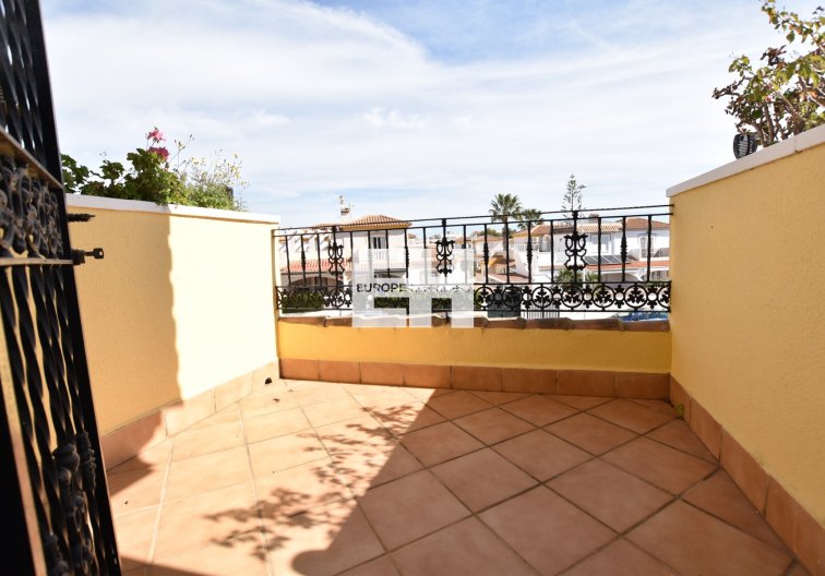 Revente - villa - Orihuela Costa - Costa Blanca