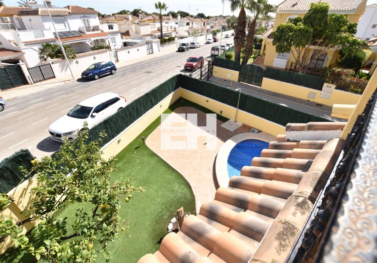 Revente - villa - Orihuela Costa - Costa Blanca