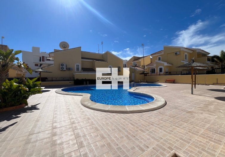 Revente - villa - Orihuela Costa - Costa Blanca