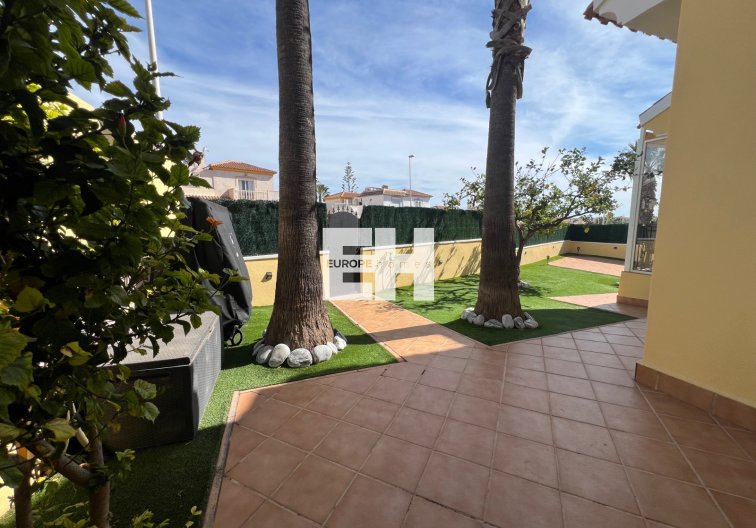 Revente - villa - Orihuela Costa - Costa Blanca