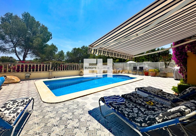 Revente - villa - Orihuela Costa - Costa Blanca
