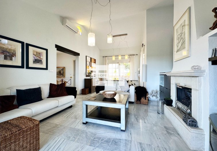 Revente - villa - Orihuela Costa - Costa Blanca