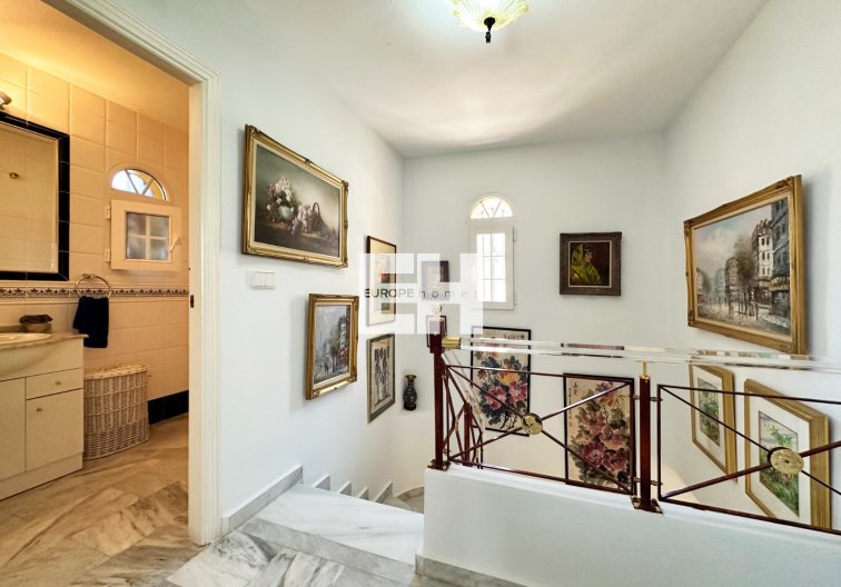 Revente - villa - Orihuela Costa - Costa Blanca