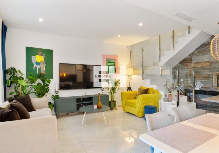 Segunda mano - town house - Villamartin - Orihuela Costa