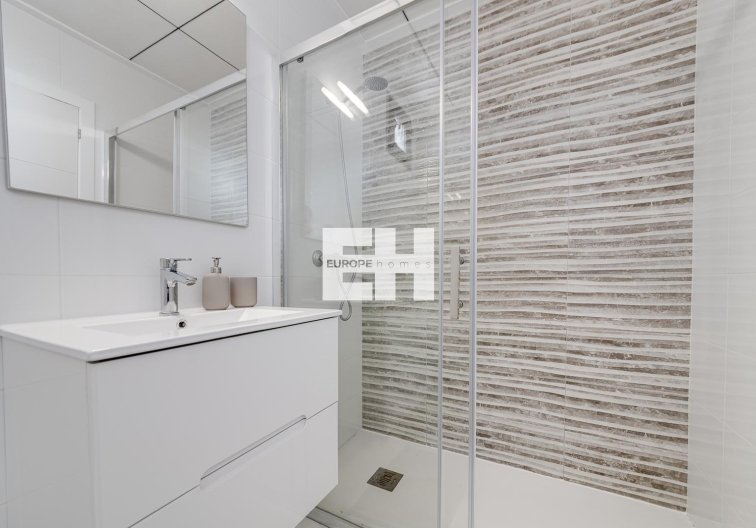 Segunda mano - town house - Villamartin - Orihuela Costa