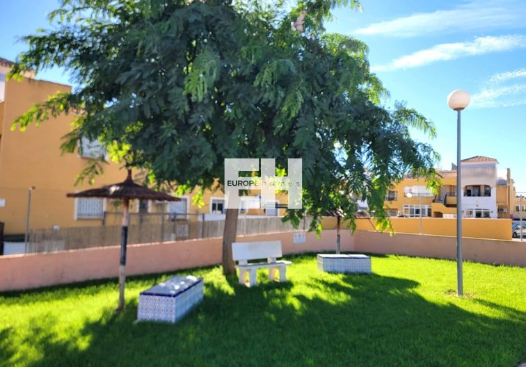 Segunda mano - town house - Los Montesinos - Los Montesinos - Urb. La Herrada