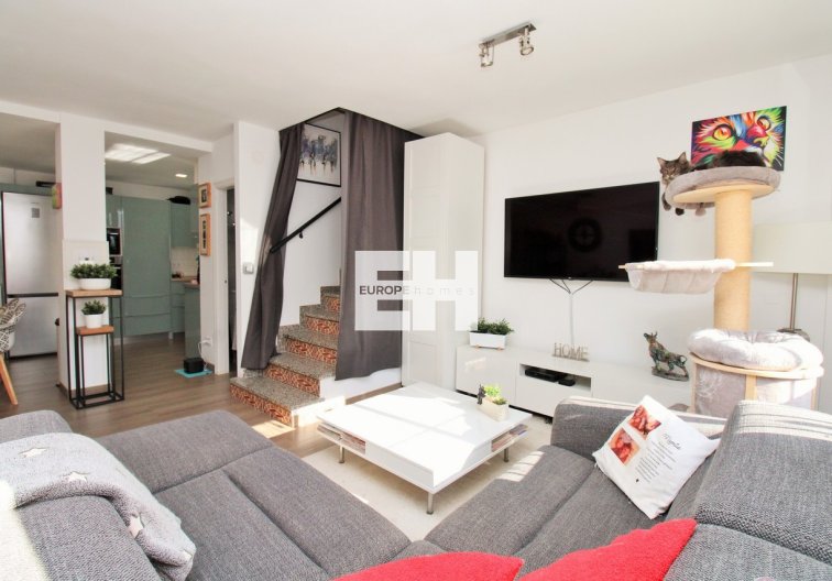 Segunda mano - town house - Villamartin - Costa Blanca