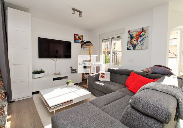 Segunda mano - town house - Villamartin - Costa Blanca
