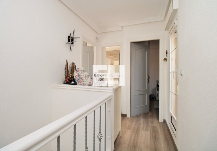 Segunda mano - town house - Villamartin - Costa Blanca